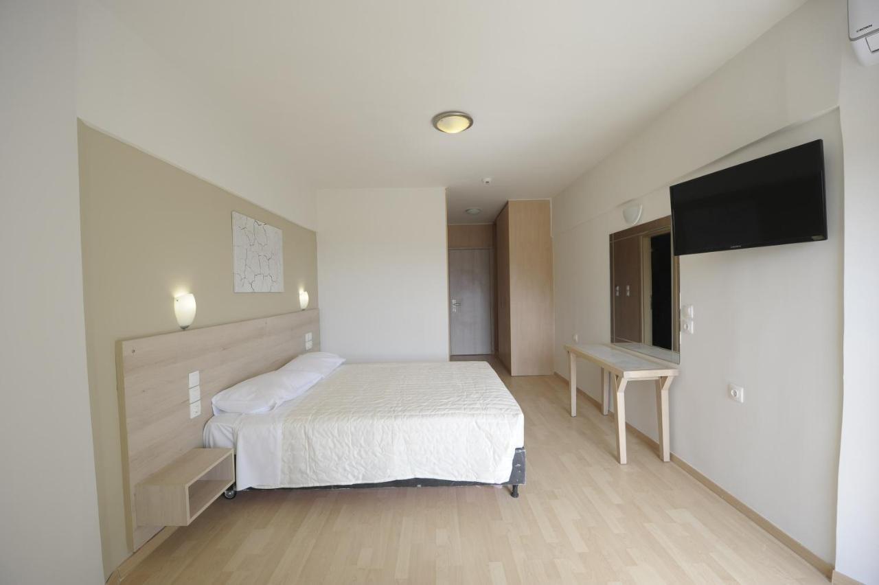 Evia Riviera Resort Amarynthos Esterno foto