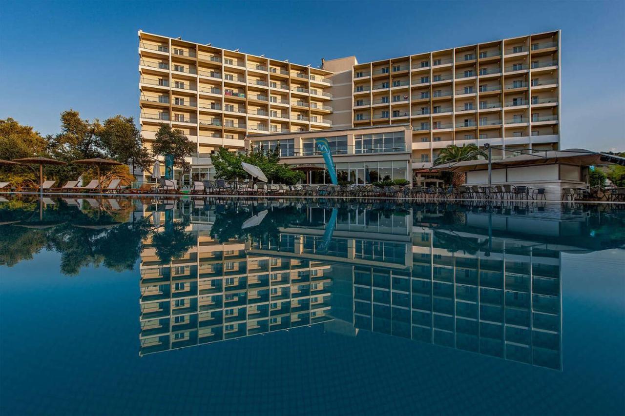 Evia Riviera Resort Amarynthos Esterno foto