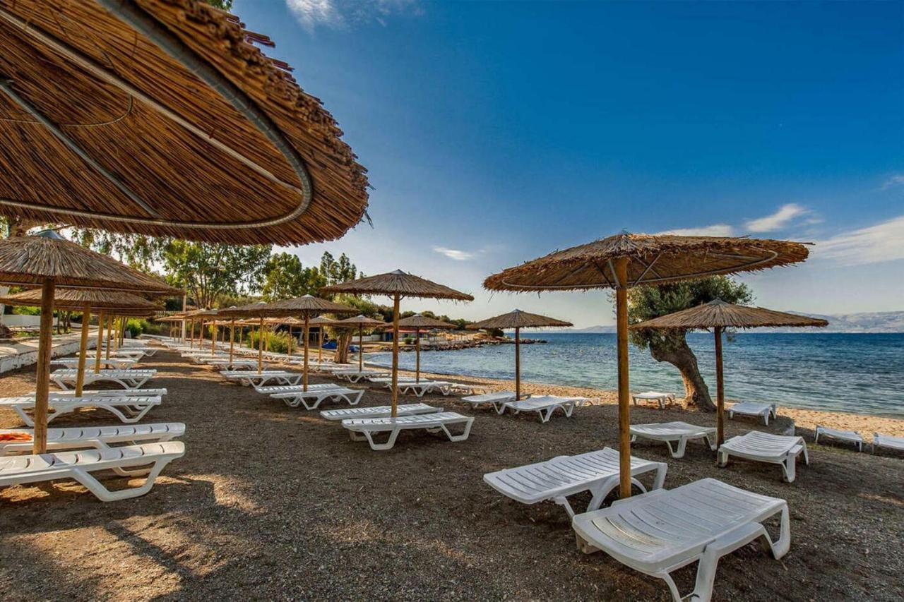 Evia Riviera Resort Amarynthos Esterno foto