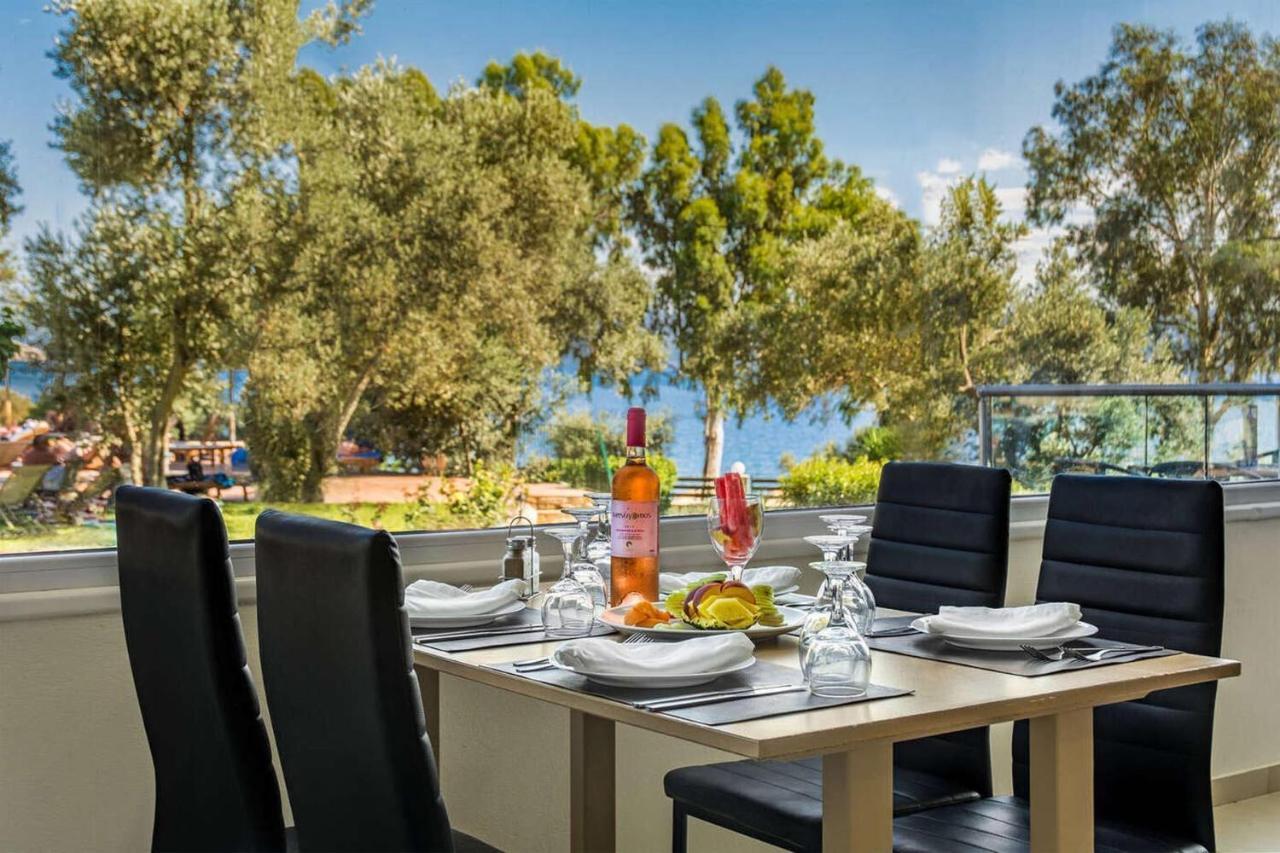 Evia Riviera Resort Amarynthos Esterno foto